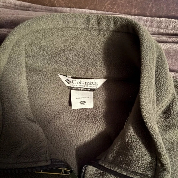 Columbia Fleece Jacket - Picture 2 of 2